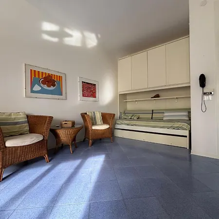 Great Flat With Two Terraces And Parking *